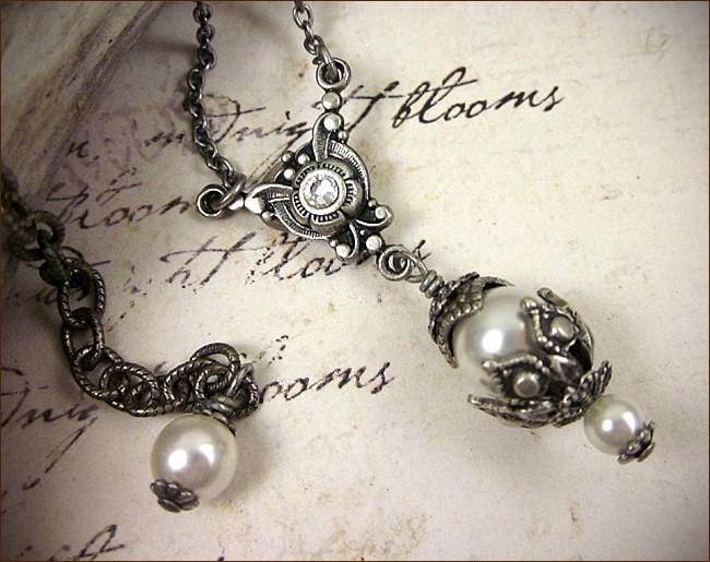 Rhiannon Pendant Necklace - Antiqued SilverRabbitwood
