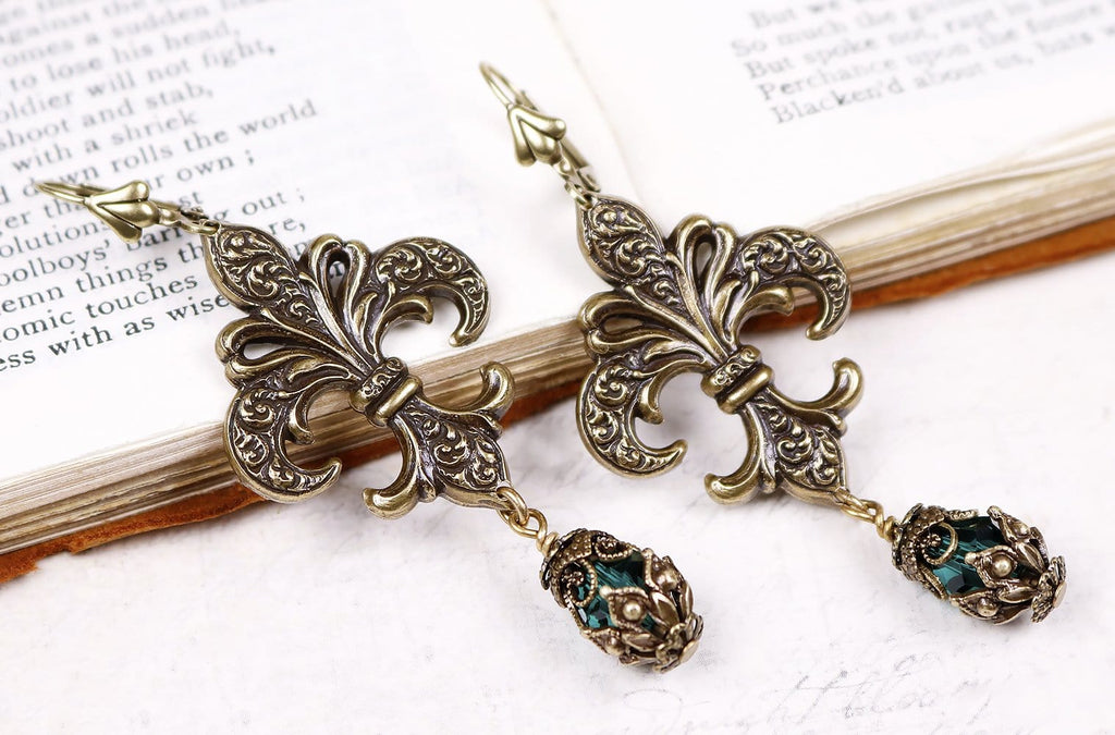 Fleur Earrings - Emerald - Antiqued Brass - Rabbitwood & Reason